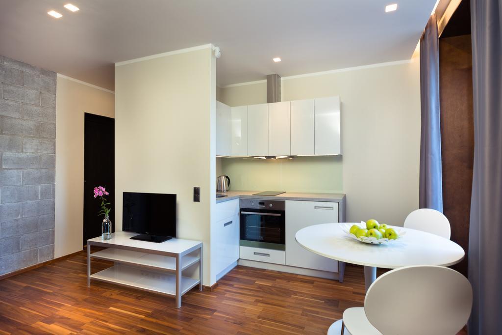 Konrad Old Town Aparthotel Тарту Номер фото