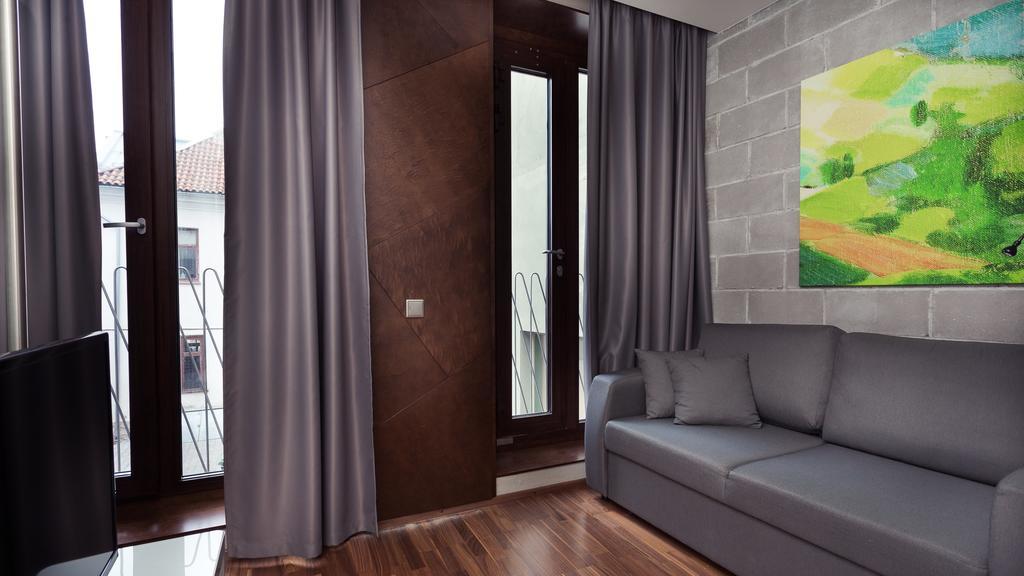 Konrad Old Town Aparthotel Тарту Екстер'єр фото