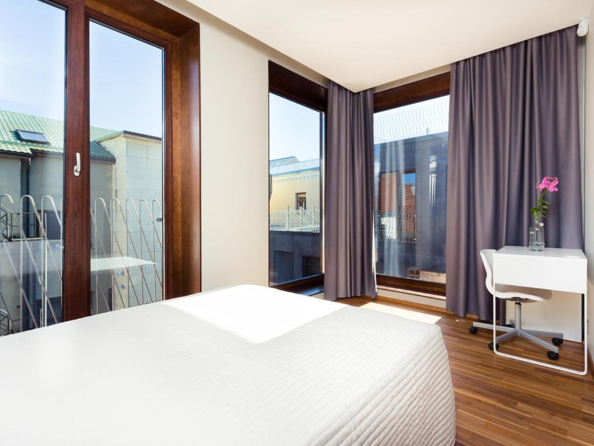 Konrad Old Town Aparthotel Тарту Екстер'єр фото